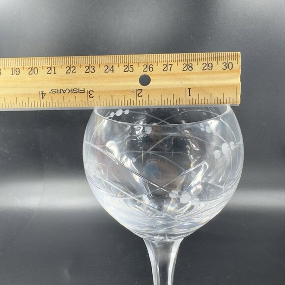 Royal Doulton PRECIOUS Pattern Clear Crystal Goblet Etched Glasses Cups Set2 VTG - Picture 4 of 16
